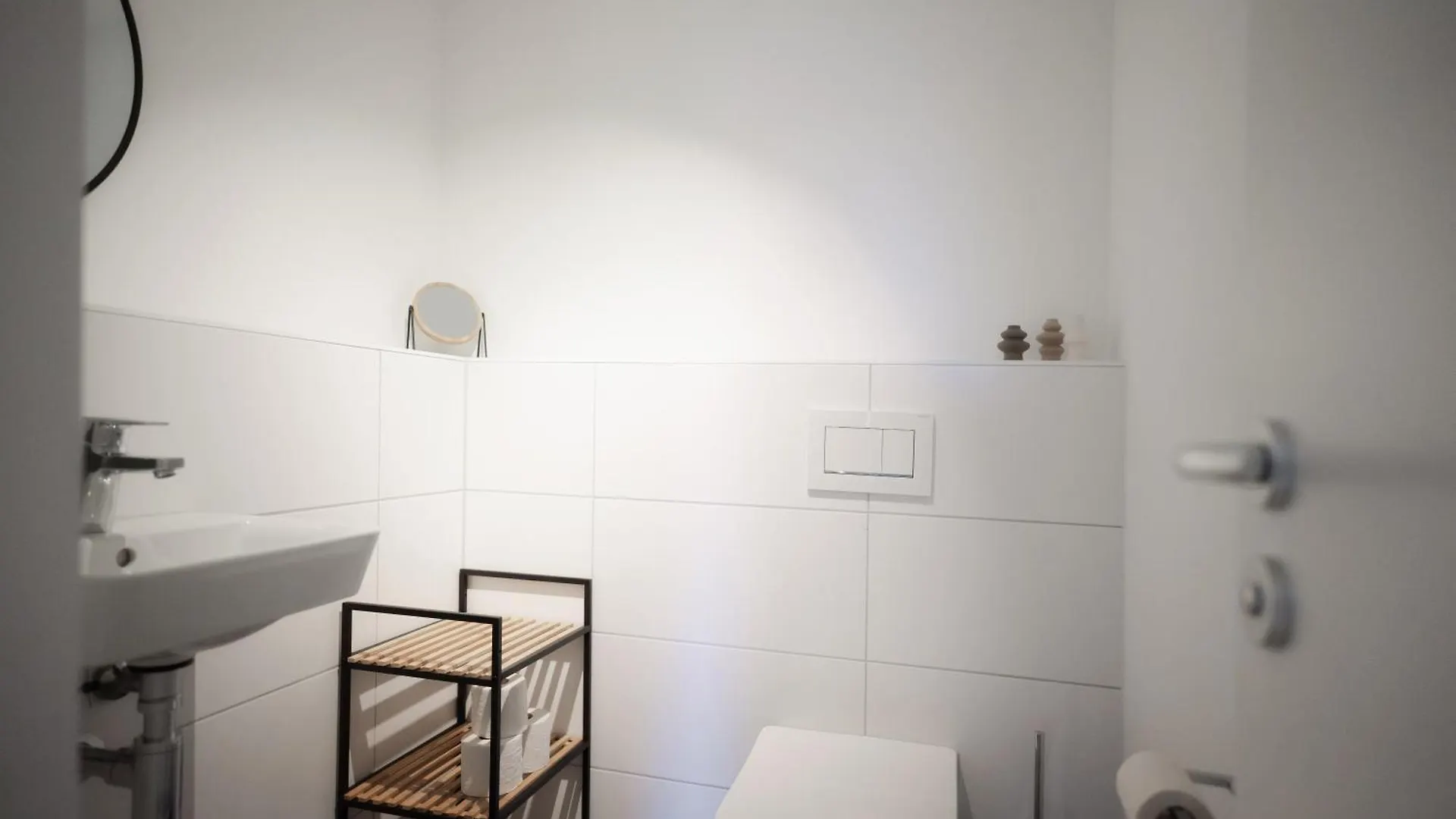 Ferienwohnung Lamiacasa Family 80Qm-Business-Airport-Fair-Uni-Base Stuttgart